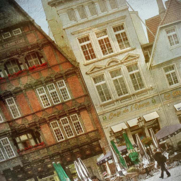 Walking Past Hermann Schmieding Haus 6379d770-94b0-49e1-8f24-3a0d082e8e1d.jpeg